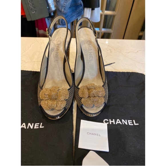 Chanel Metallic Gold/Black Satin - Size 8 - Picture 3 of 6
